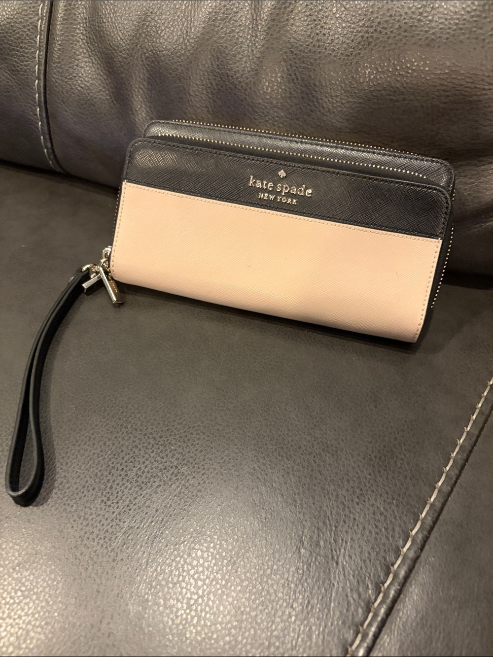 kate spade Black and Blush Zip-Around Wristlet Wallet